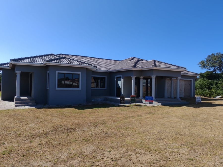3 Bedroom Property for Sale in Boknesstrand Eastern Cape